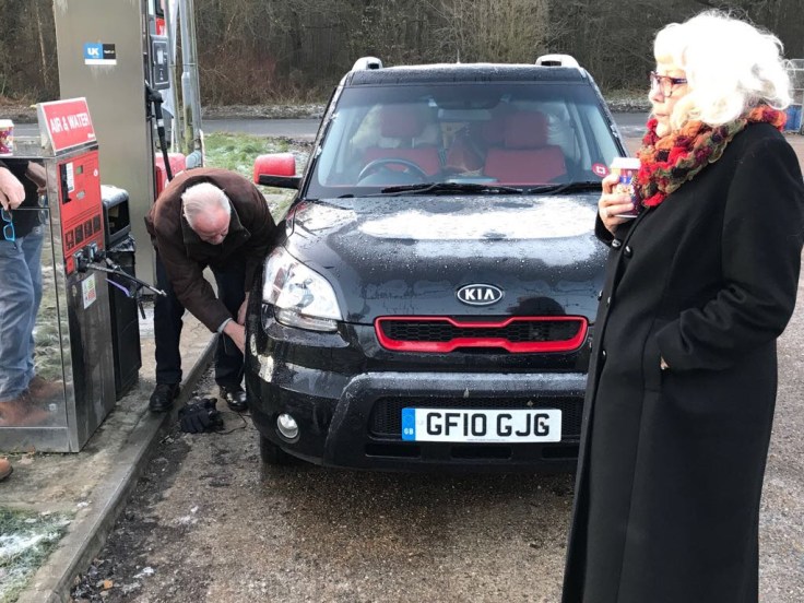 5B893AF1-62F5-4B55-B6F7-481A31EFE04F