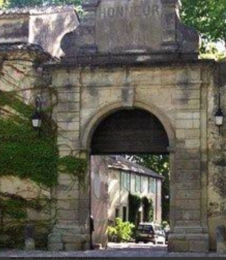 ABF5C459-B475-4D53-B389-A624469E6166