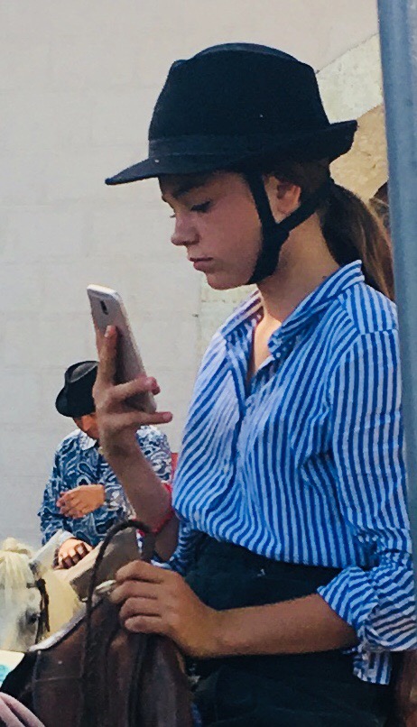 C893D000-3A1C-458D-8049-D8D4D9FAF475