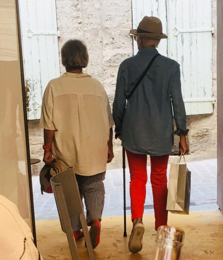 284B6793-5F05-43A7-B8DB-A8FC6829A973