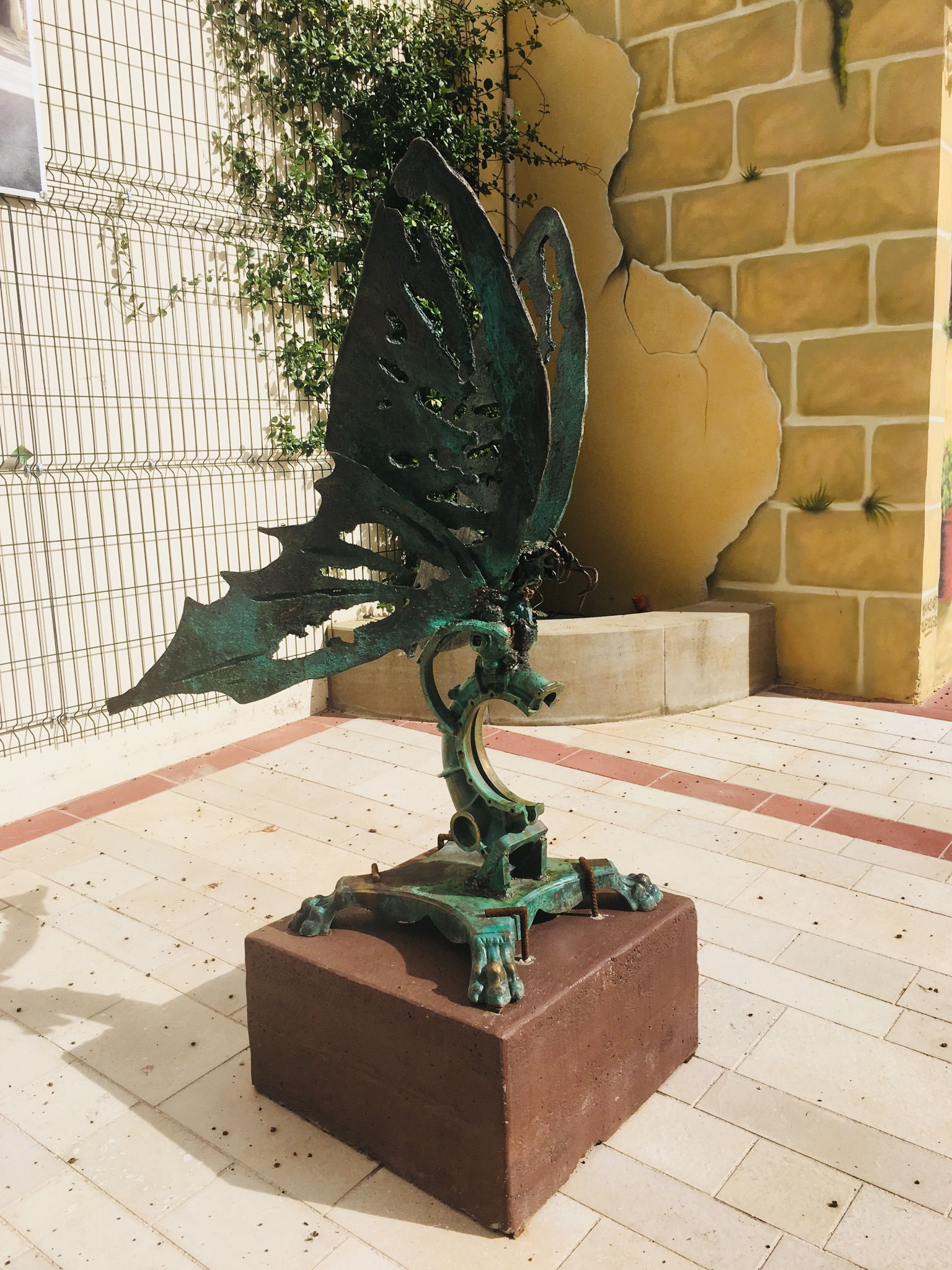 6F273CC0-B09B-4FDA-B04F-03A45A5E1A84