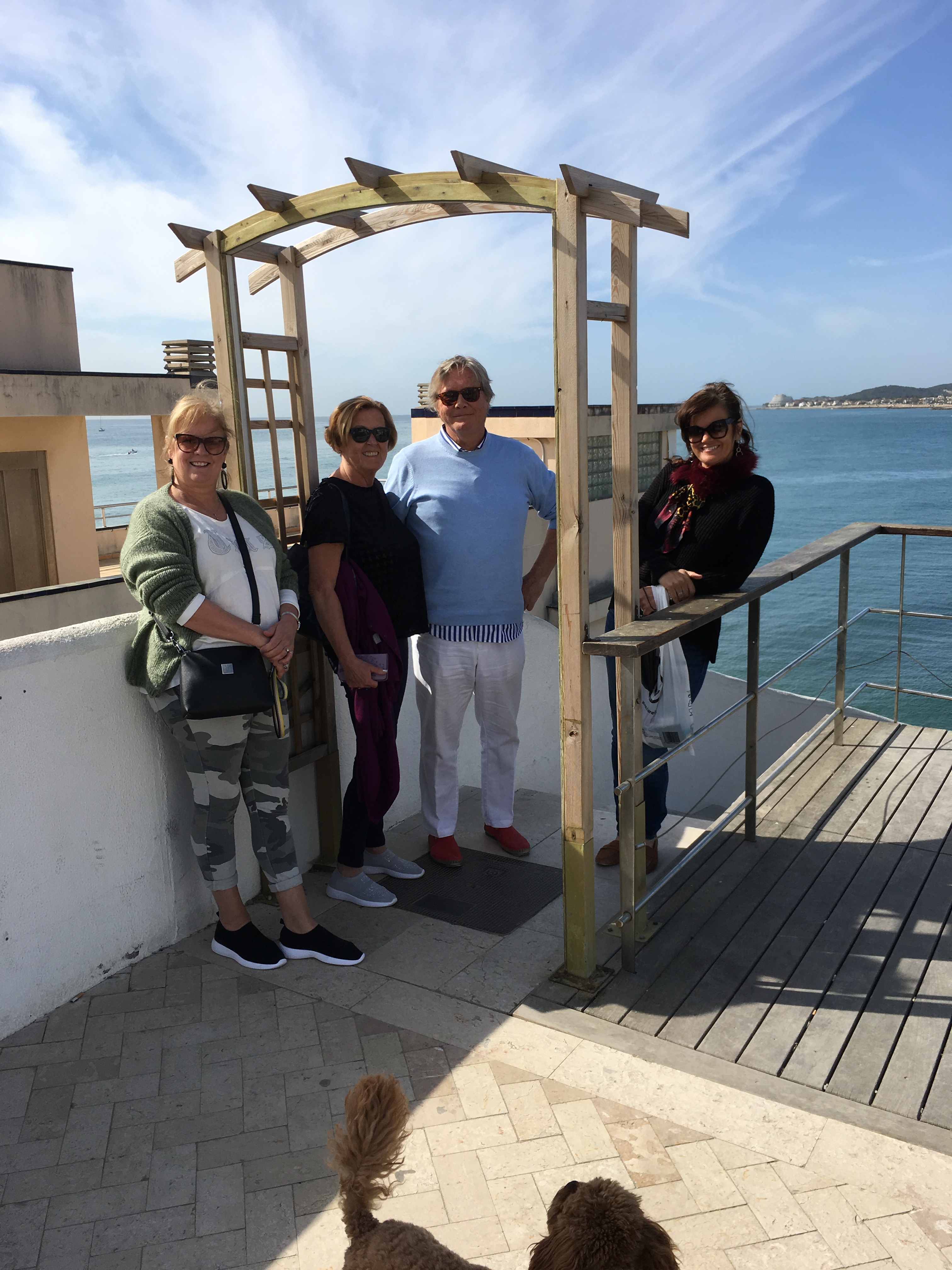 10F73596-8639-4C4A-A752-A4DB6F94C955