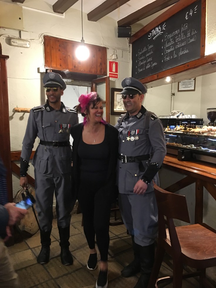 23B304E4-E9AC-4684-A896-A1F71980177A